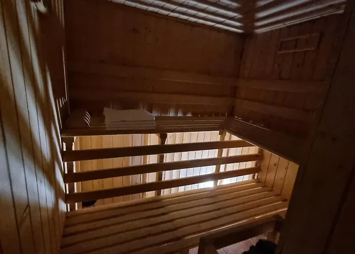 Rynek 21 מוז'ינה